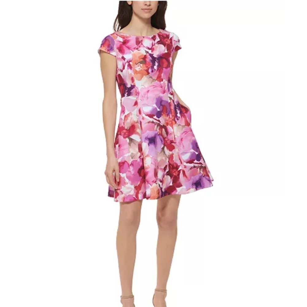 Jessica Howard Petite Floral-Print Fit & Flare Dress - Picture 1 of 6